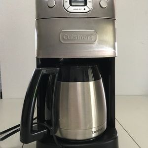 CUISINART COFFEE MAKER WITH GRINDER